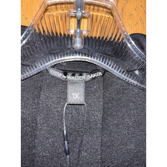 View by Walter Baker women’s black stretch blazer jacket NWT (size 1X) - Picture 3 of 5